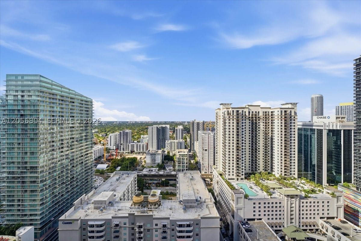 1000 Brickell Plz 3211 Property Photo 27
