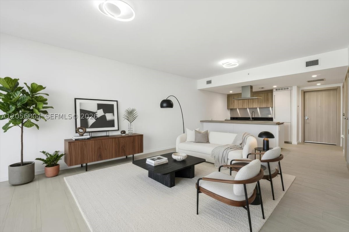 1000 Brickell Plz 3211 Property Photo 33