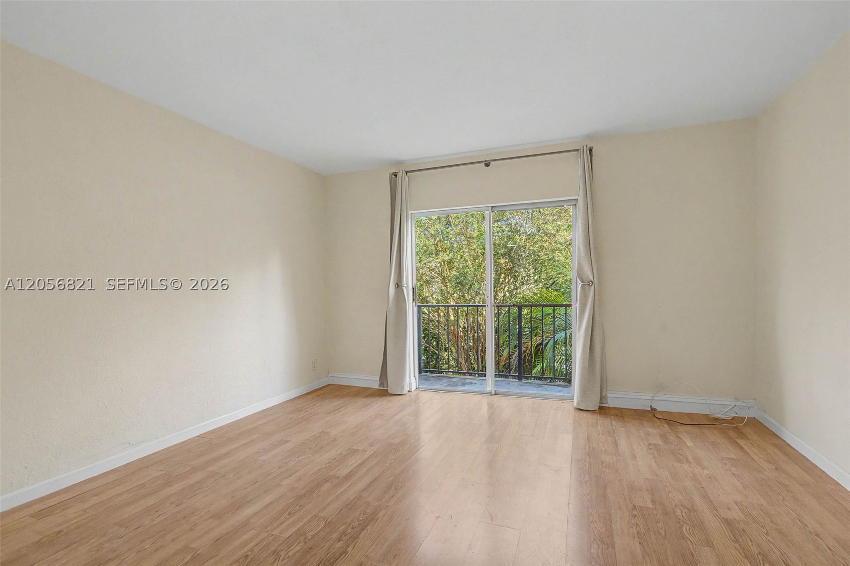 6709 N Kendall Dr 223 Property Photo 4