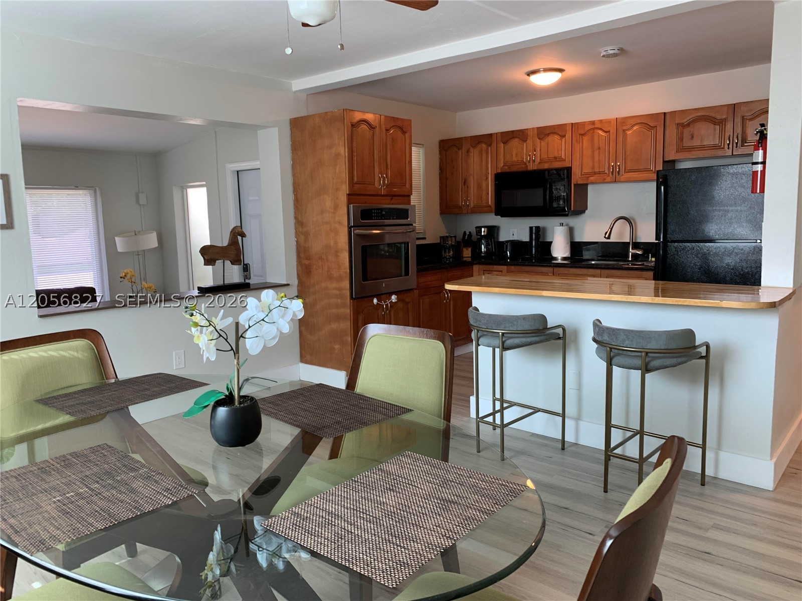 A12056827 Property Photo 13