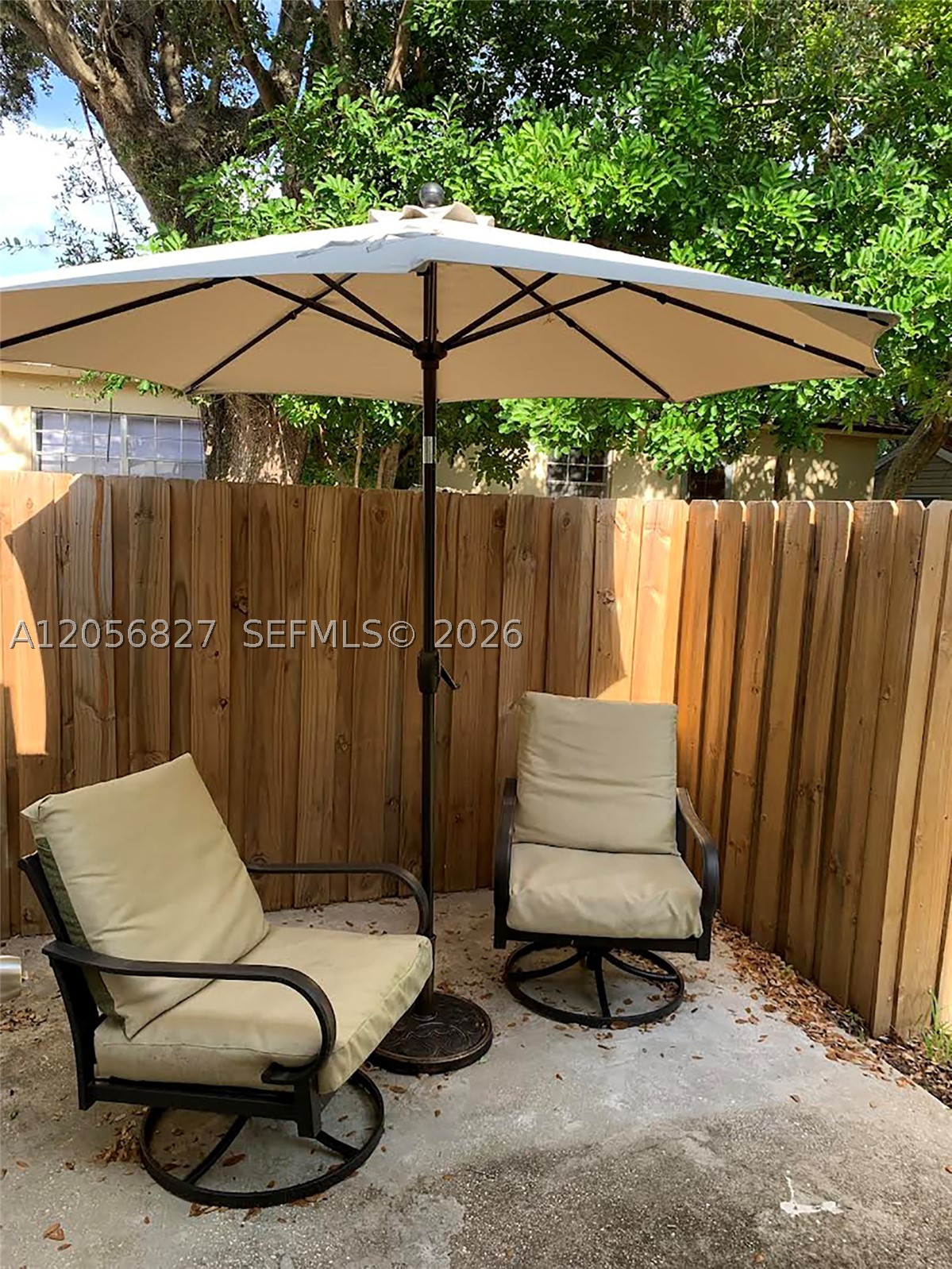 A12056827 Property Photo 25