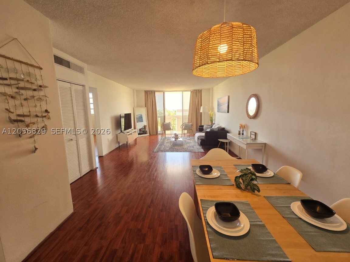 800 West Ave 722 Property Photo 8