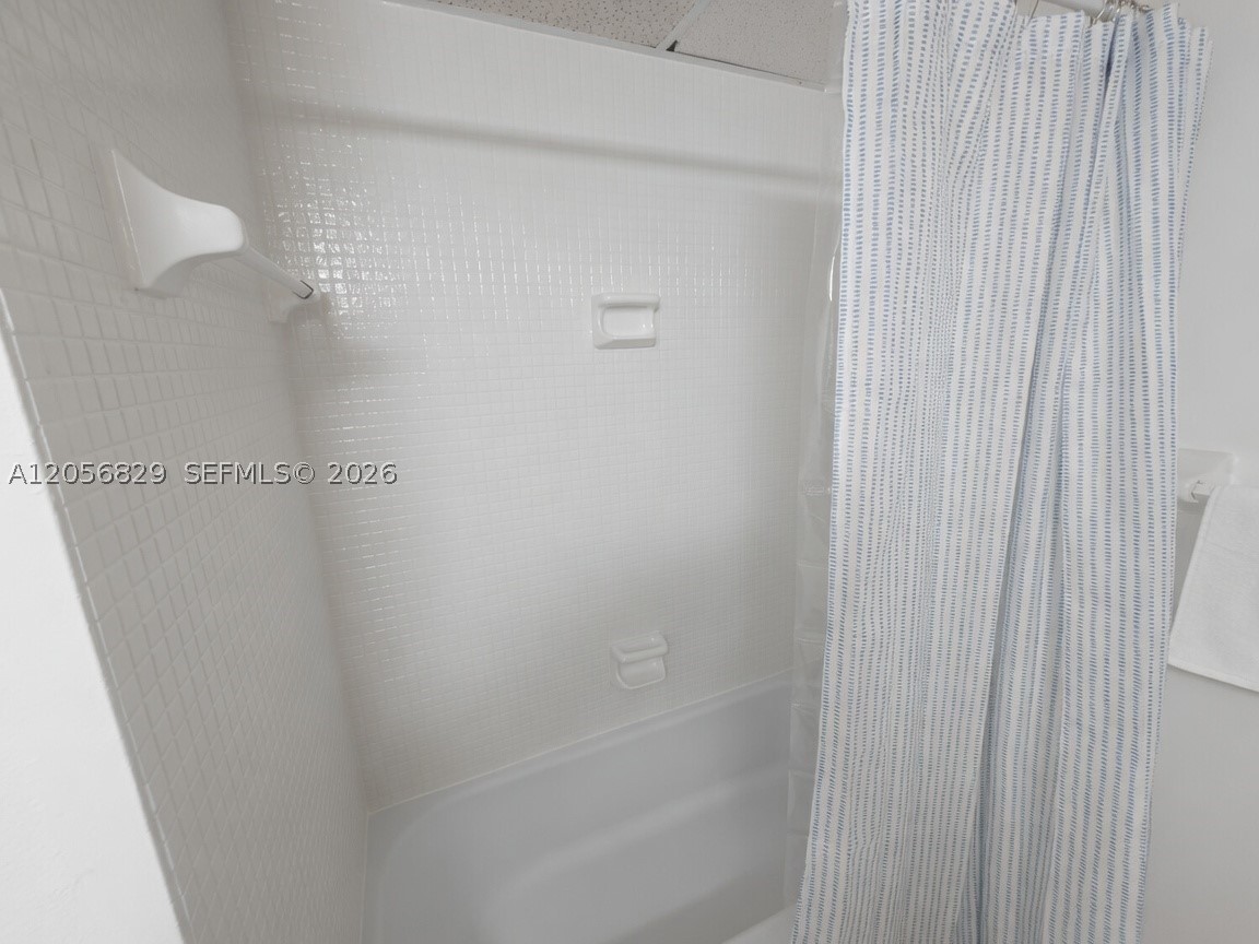 800 West Ave 722 Property Photo 21