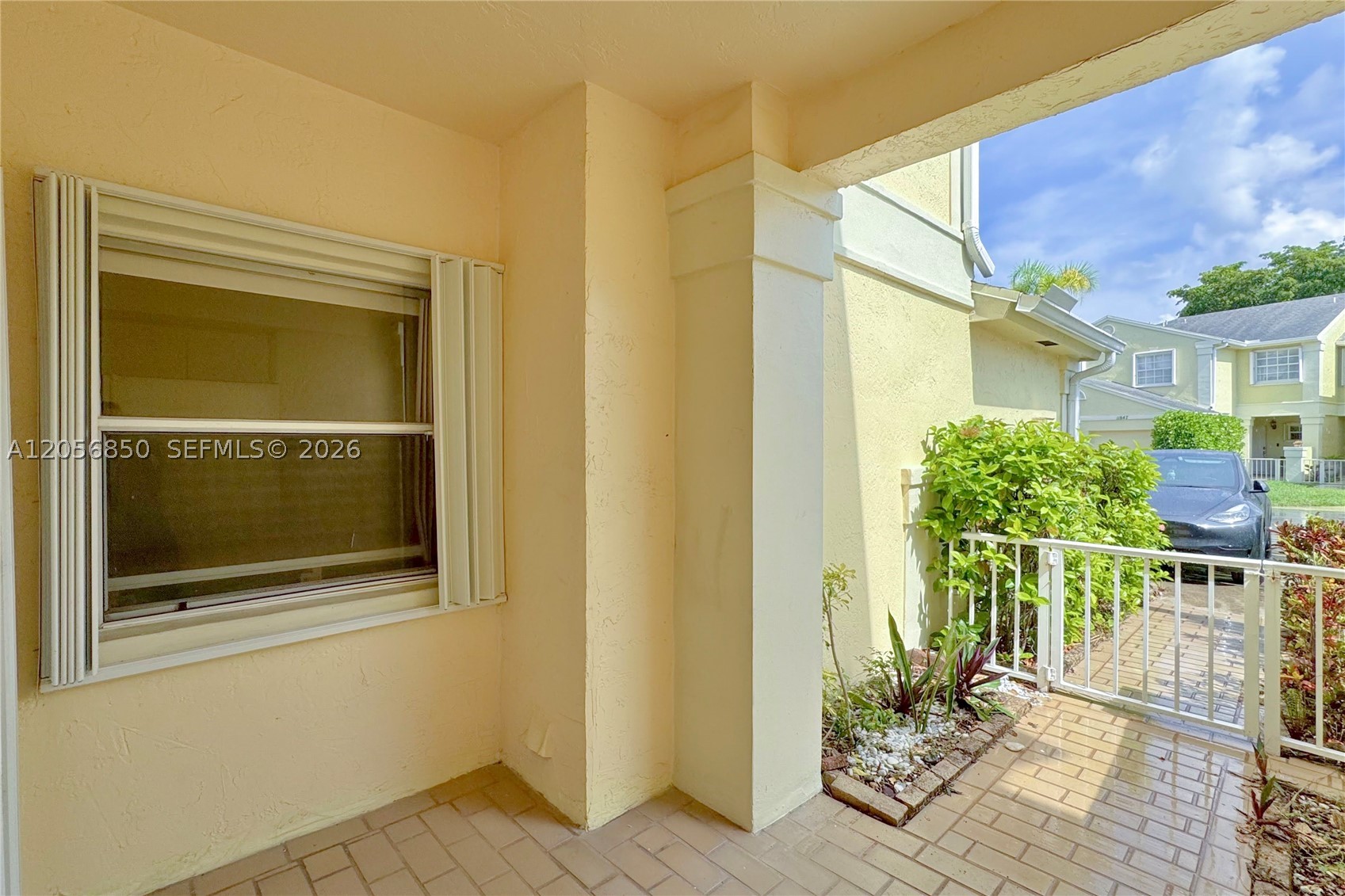 11848 Sw 100th St Property Photo 2