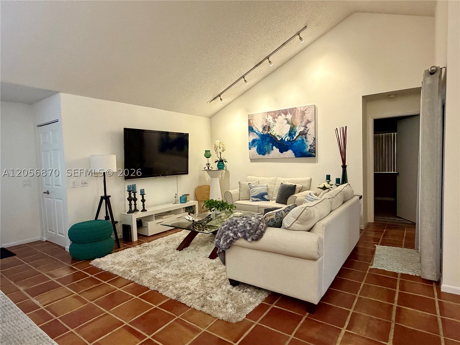 2136 Austin Property Photo 5