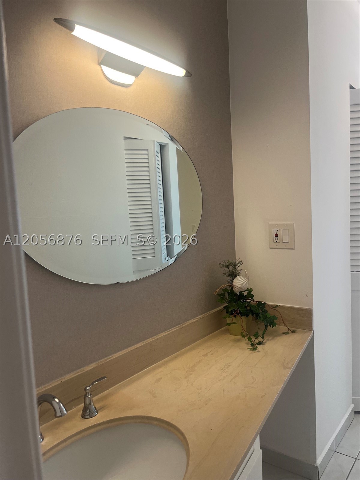 300 Bayview Dr 207 Property Photo 14