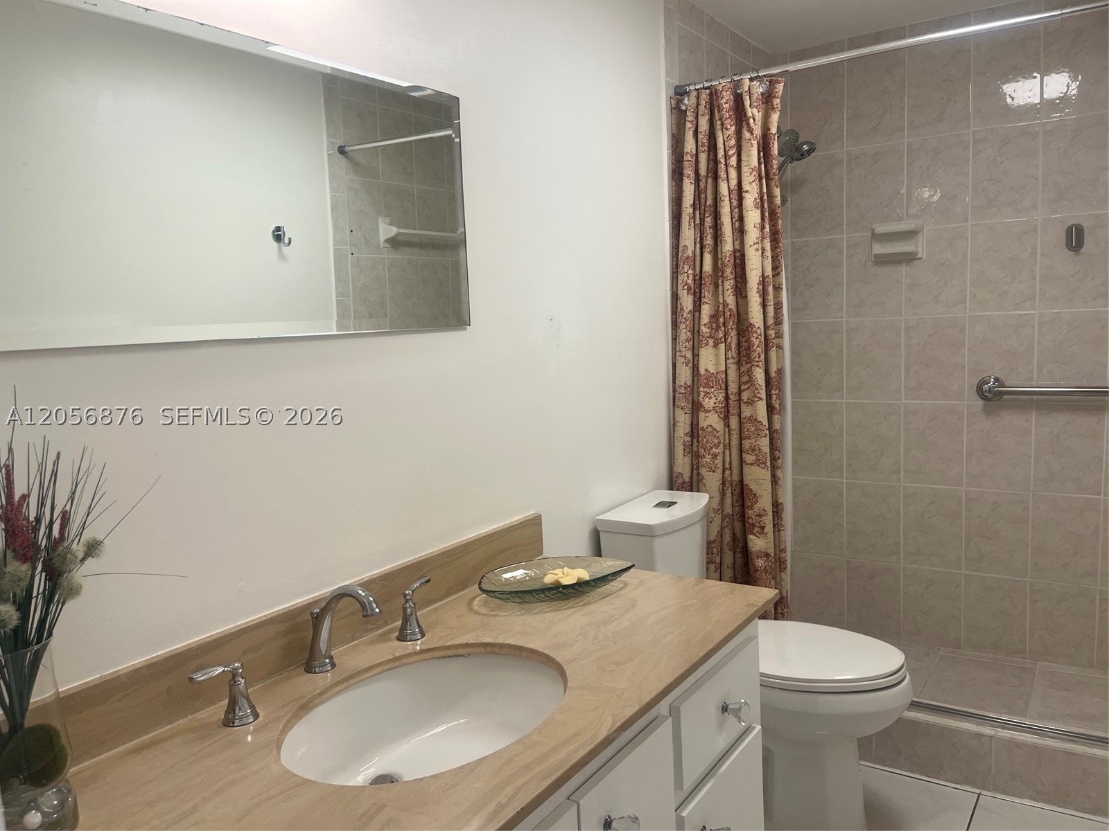 300 Bayview Dr 207 Property Photo 17