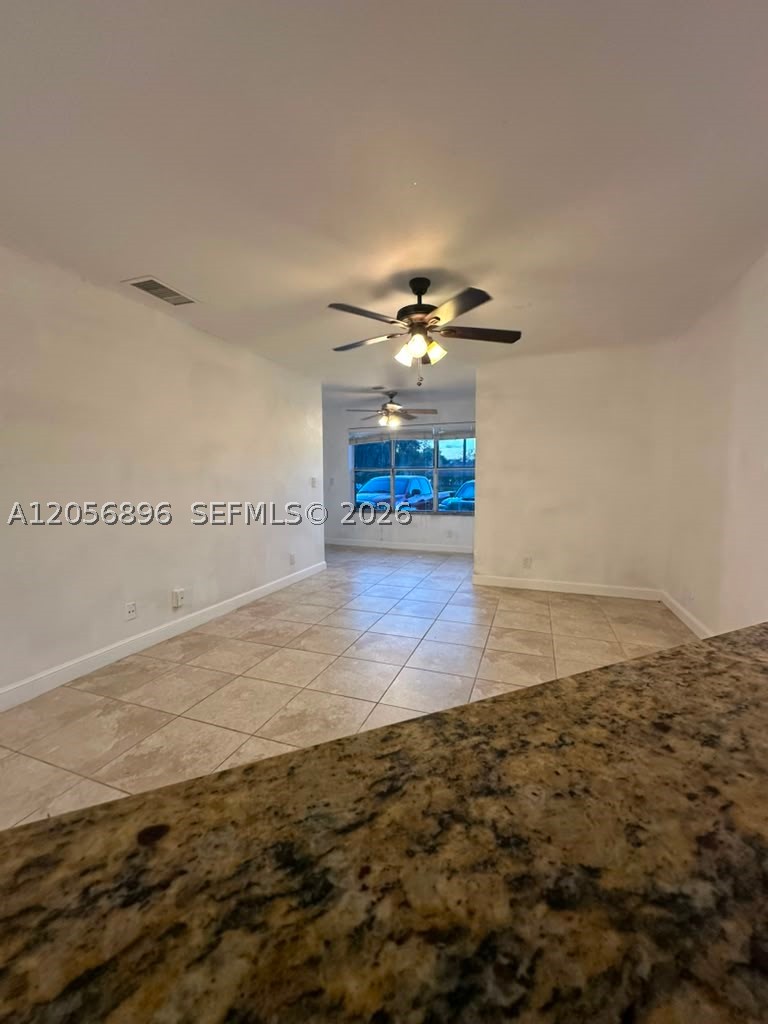 3330 N Pinewalk Dr N 1611 Property Photo 7