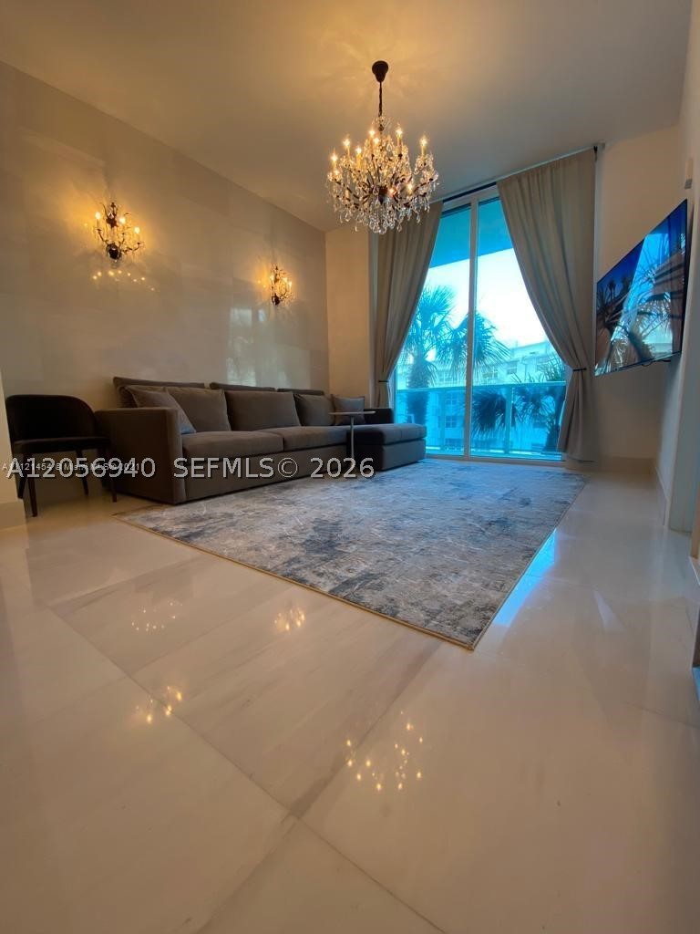 1945 S Ocean Dr 211 Property Photo 2