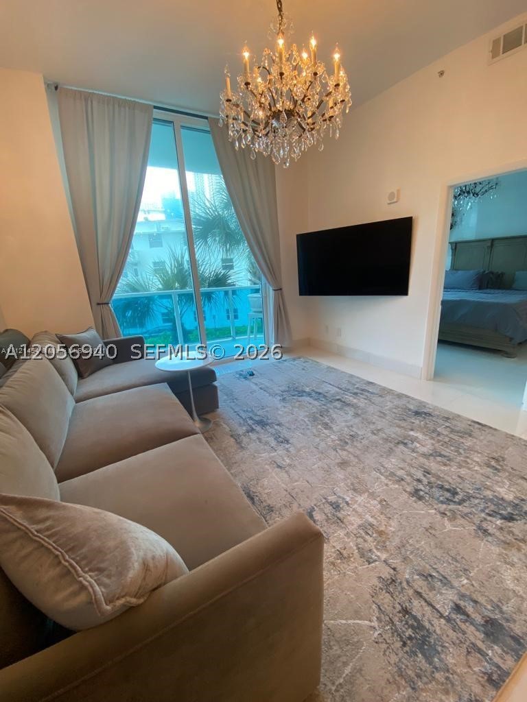 1945 S Ocean Dr 211 Property Photo 8