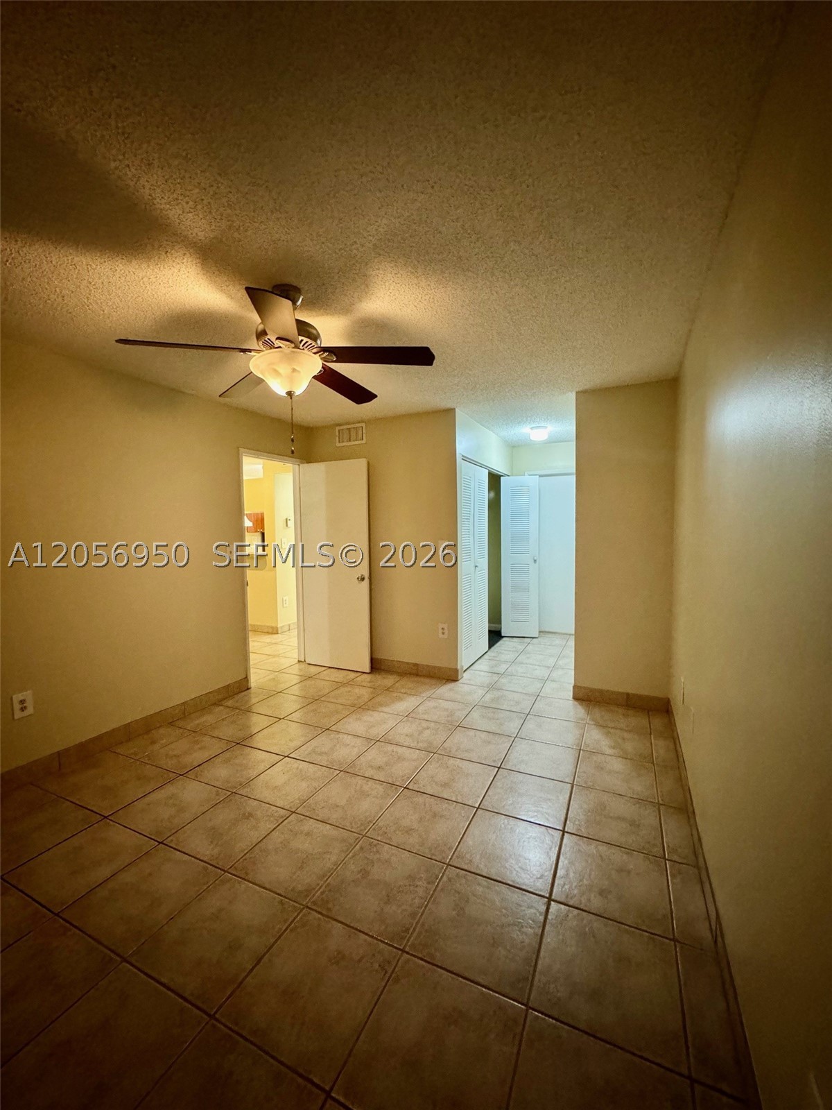9945 Nob Hill Ct 9945 Property Photo 4