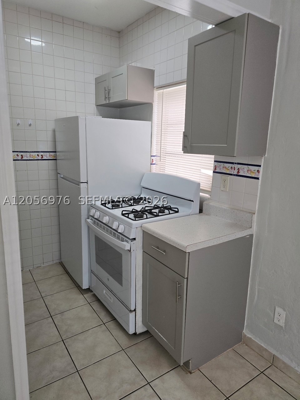 215 30th St 1 Property Photo 7