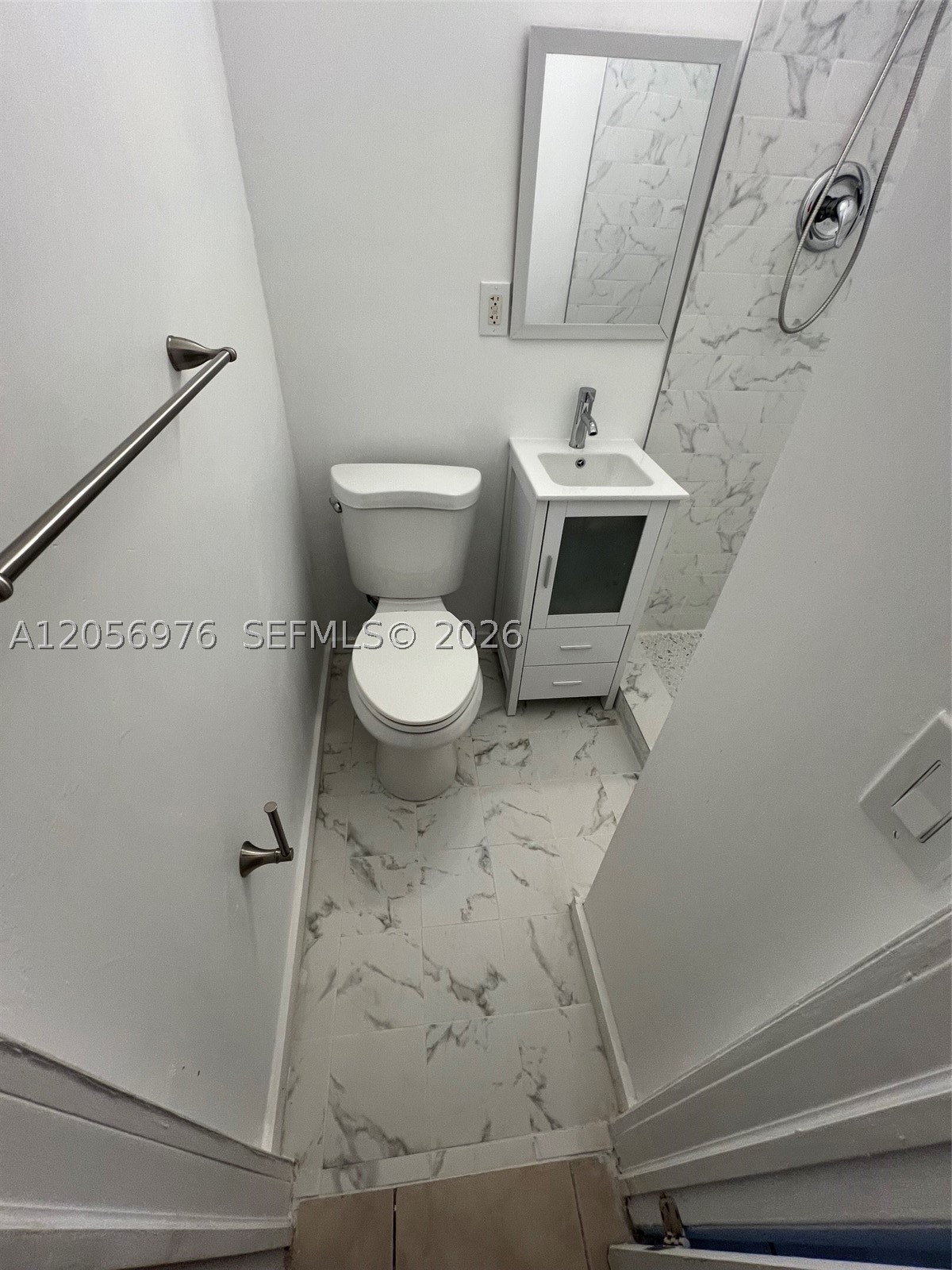 215 30th St 1 Property Photo 10