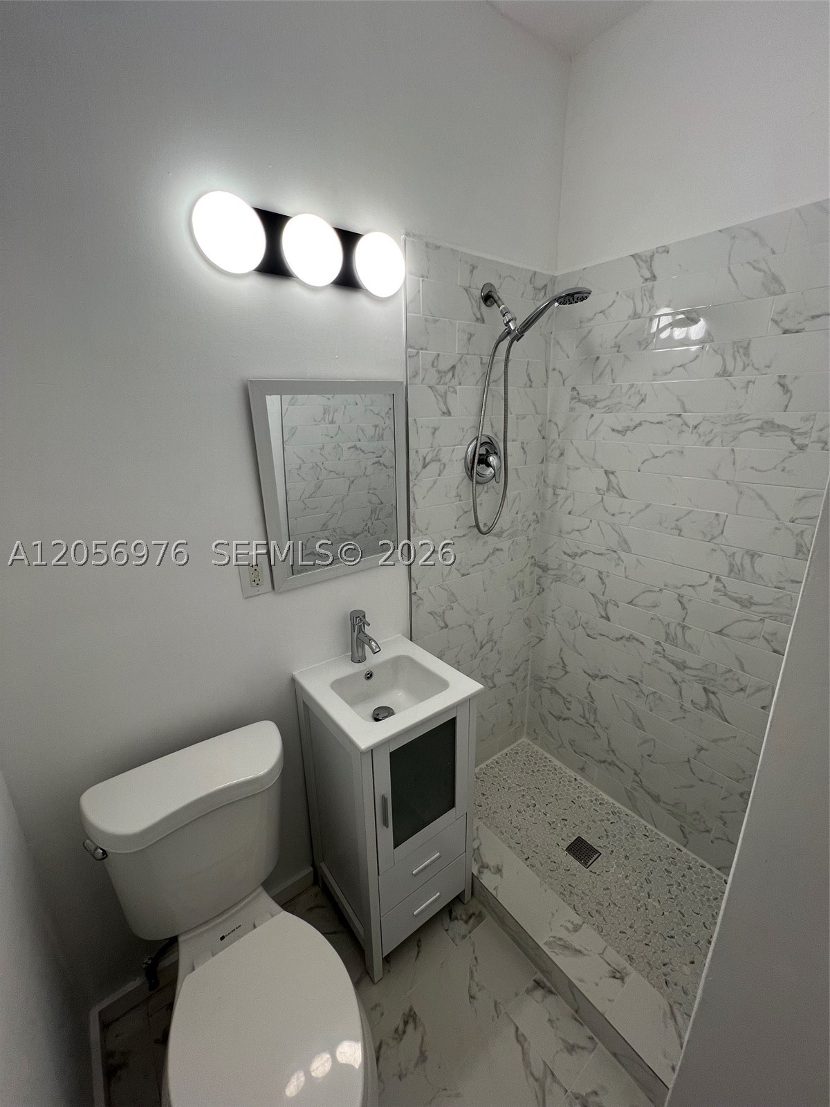 215 30th St 1 Property Photo 11