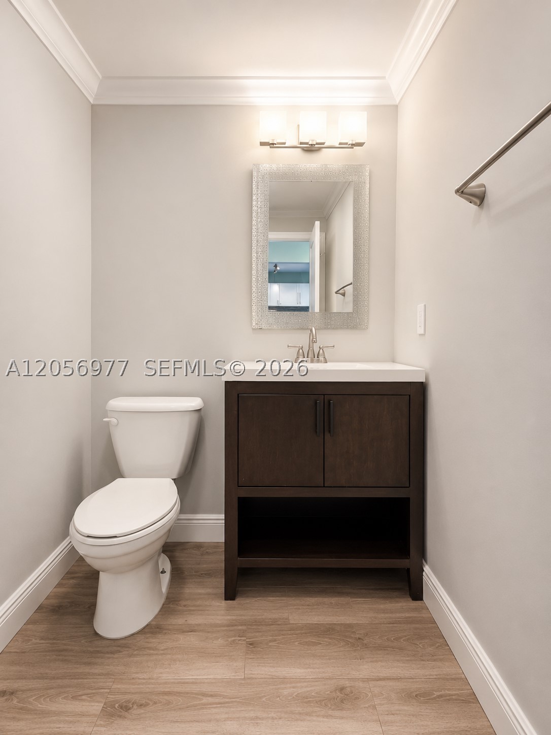 1881 Middle River Dr 604 Property Photo 3