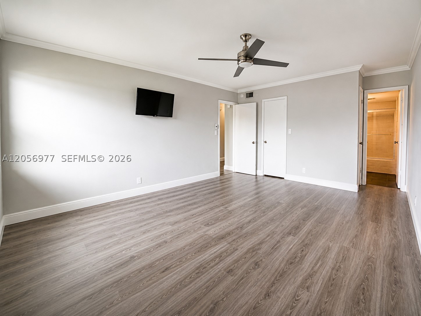 1881 Middle River Dr 604 Property Photo 6