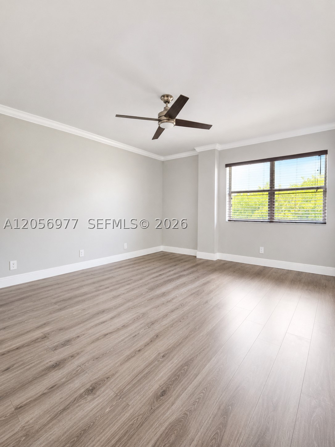 1881 Middle River Dr 604 Property Photo 8