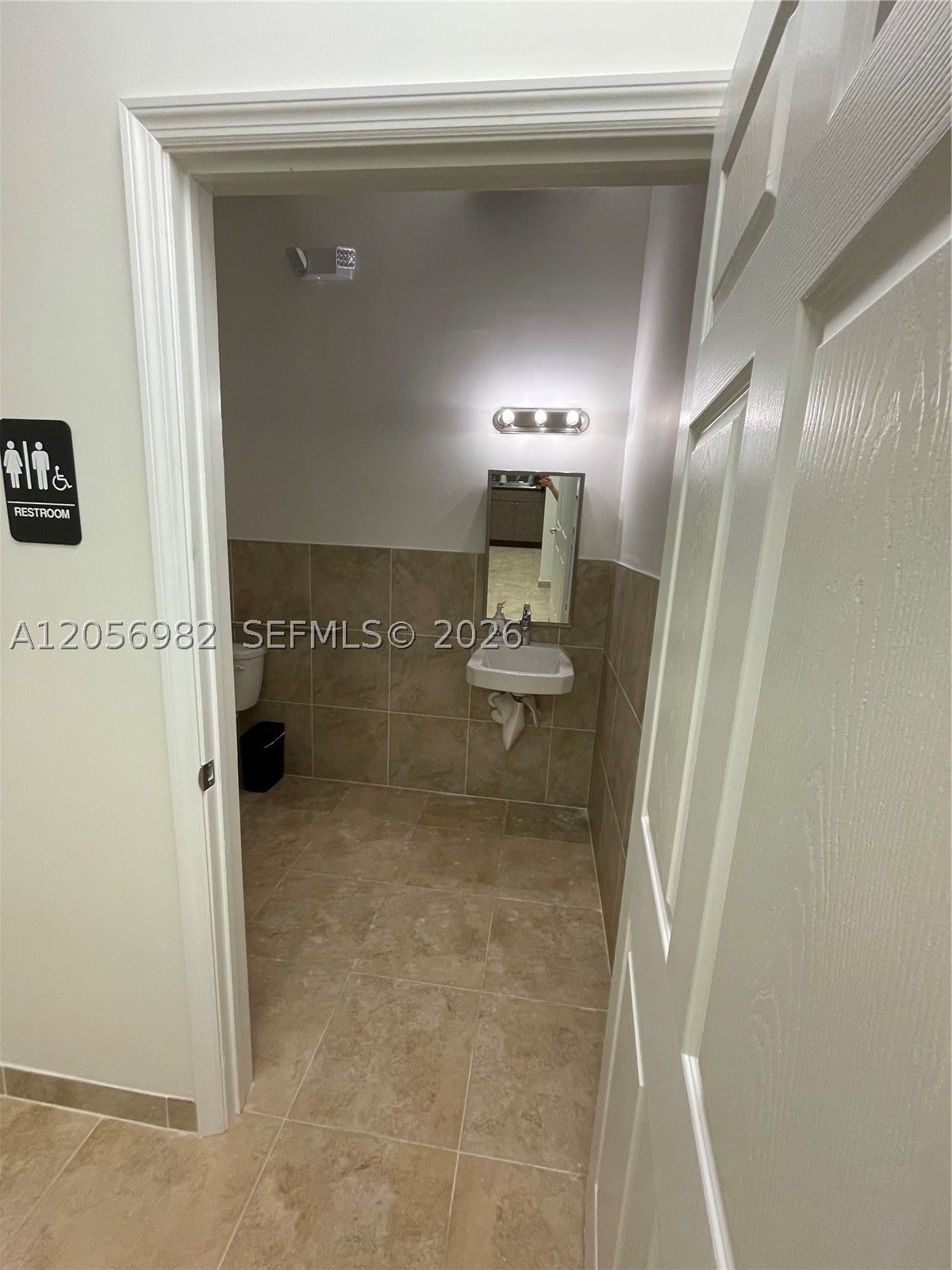 951 Sansburys Way 202 Property Photo 14