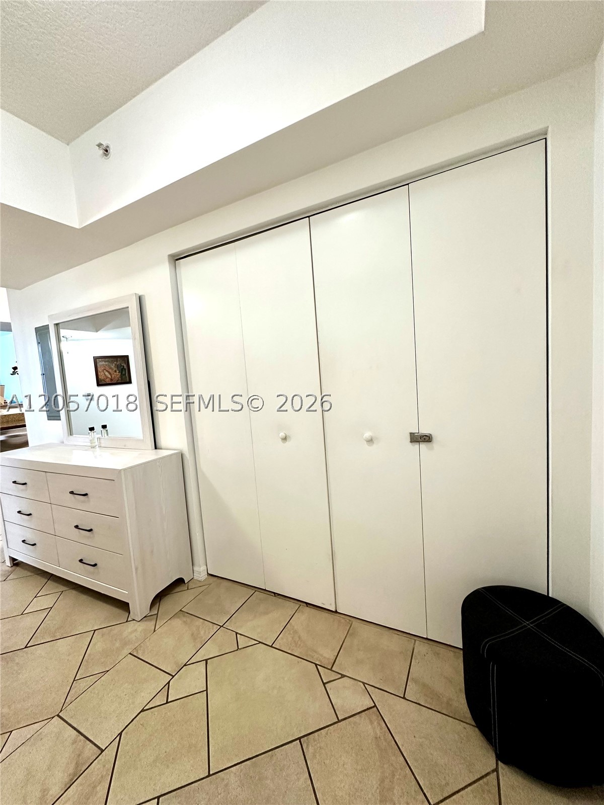 16699 Collins Ave 2309 Property Photo 3