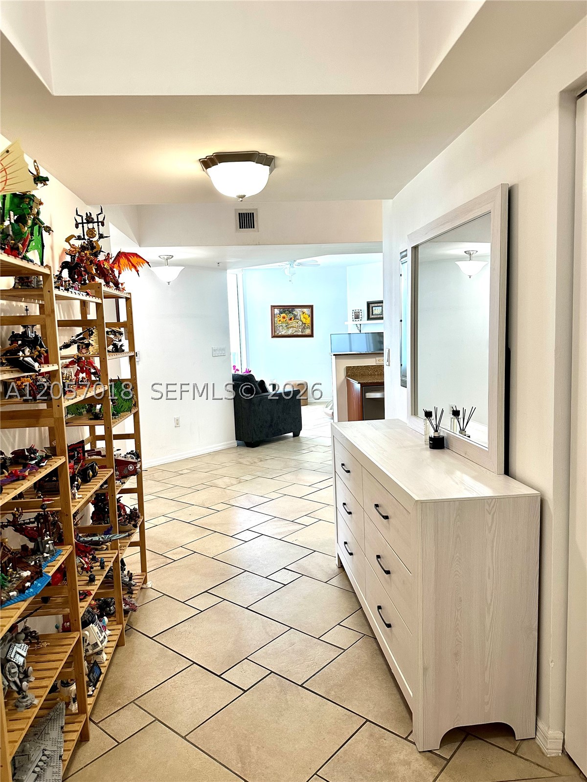 16699 Collins Ave 2309 Property Photo 4
