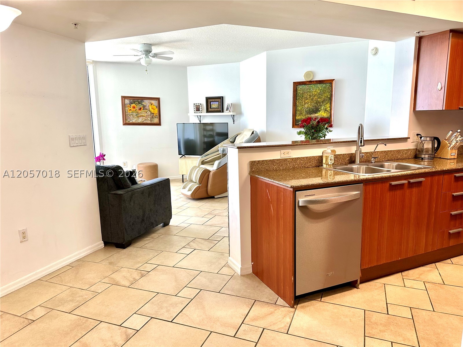 16699 Collins Ave 2309 Property Photo 5