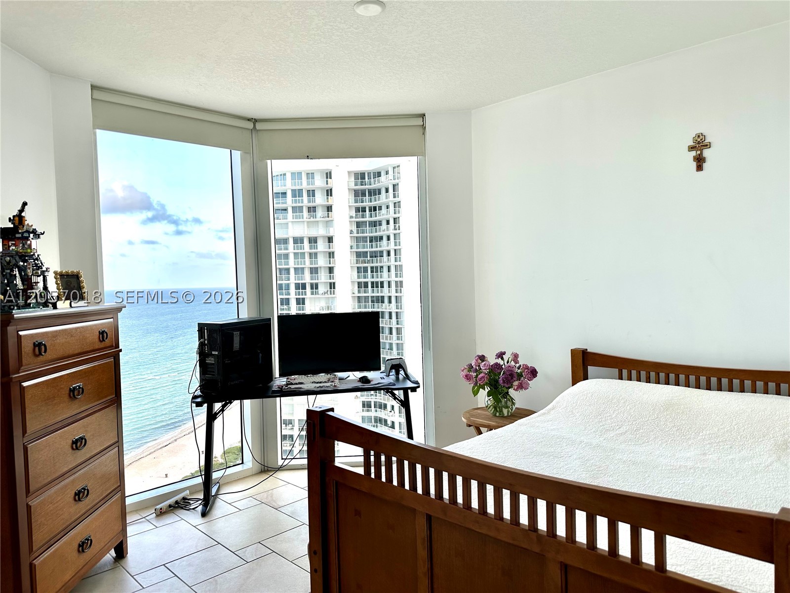 16699 Collins Ave 2309 Property Photo 29