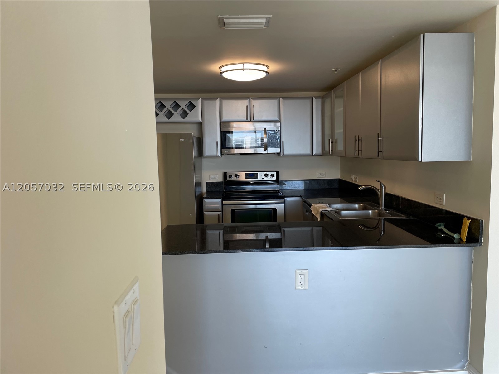 1861 Nw S River Dr 2310 Property Photo 16