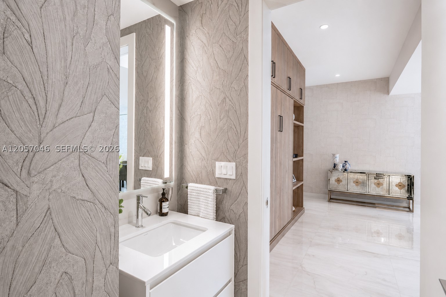 300 Biscayne Boulevard Way 3109w Property Photo 6