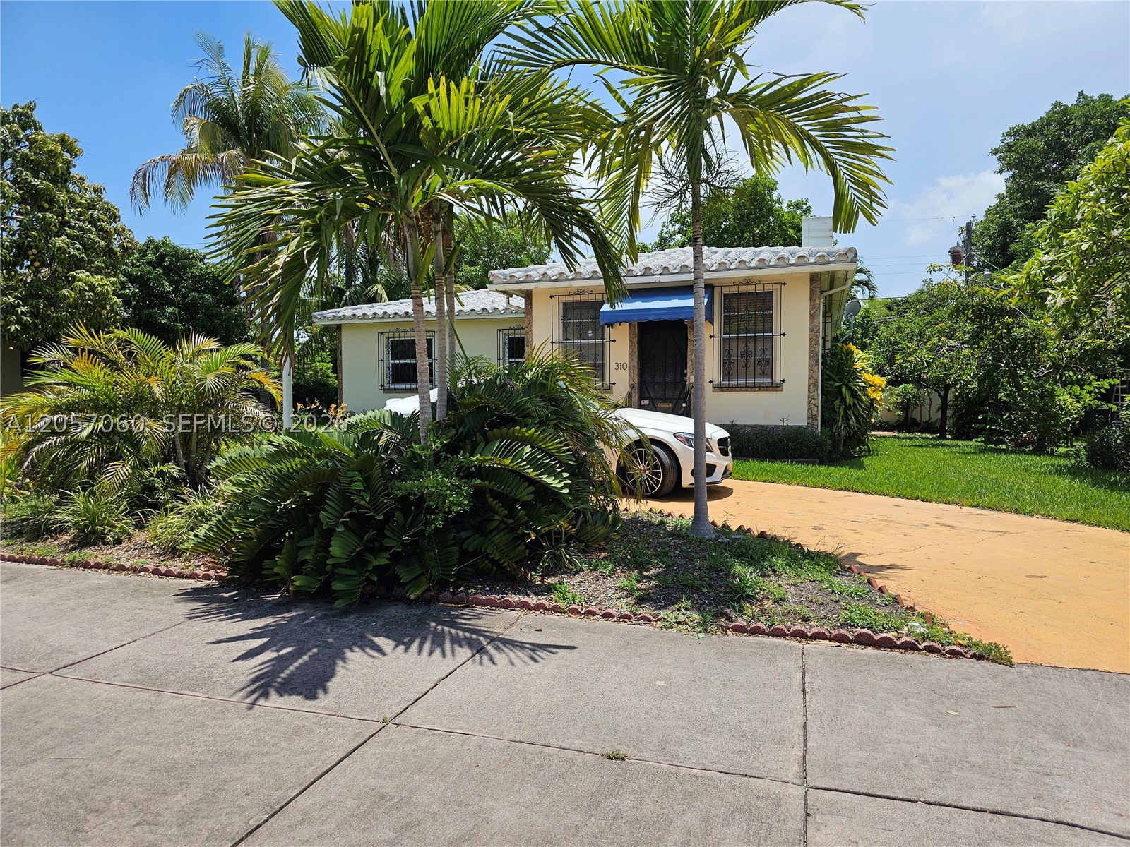 310 Ponce De Leon Blvd Property Photo 1