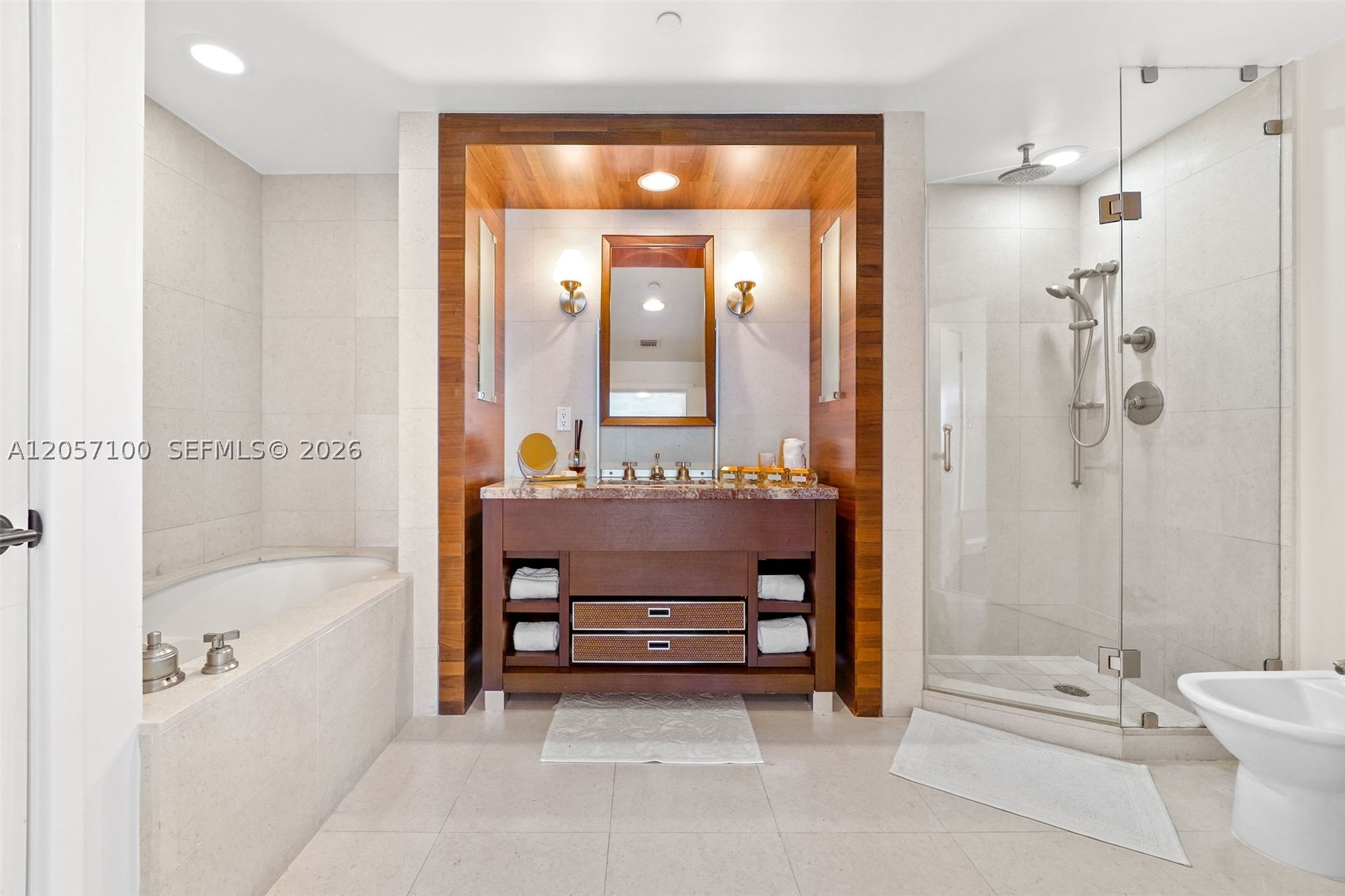 6799 Collins Ave 1103 Property Photo 17