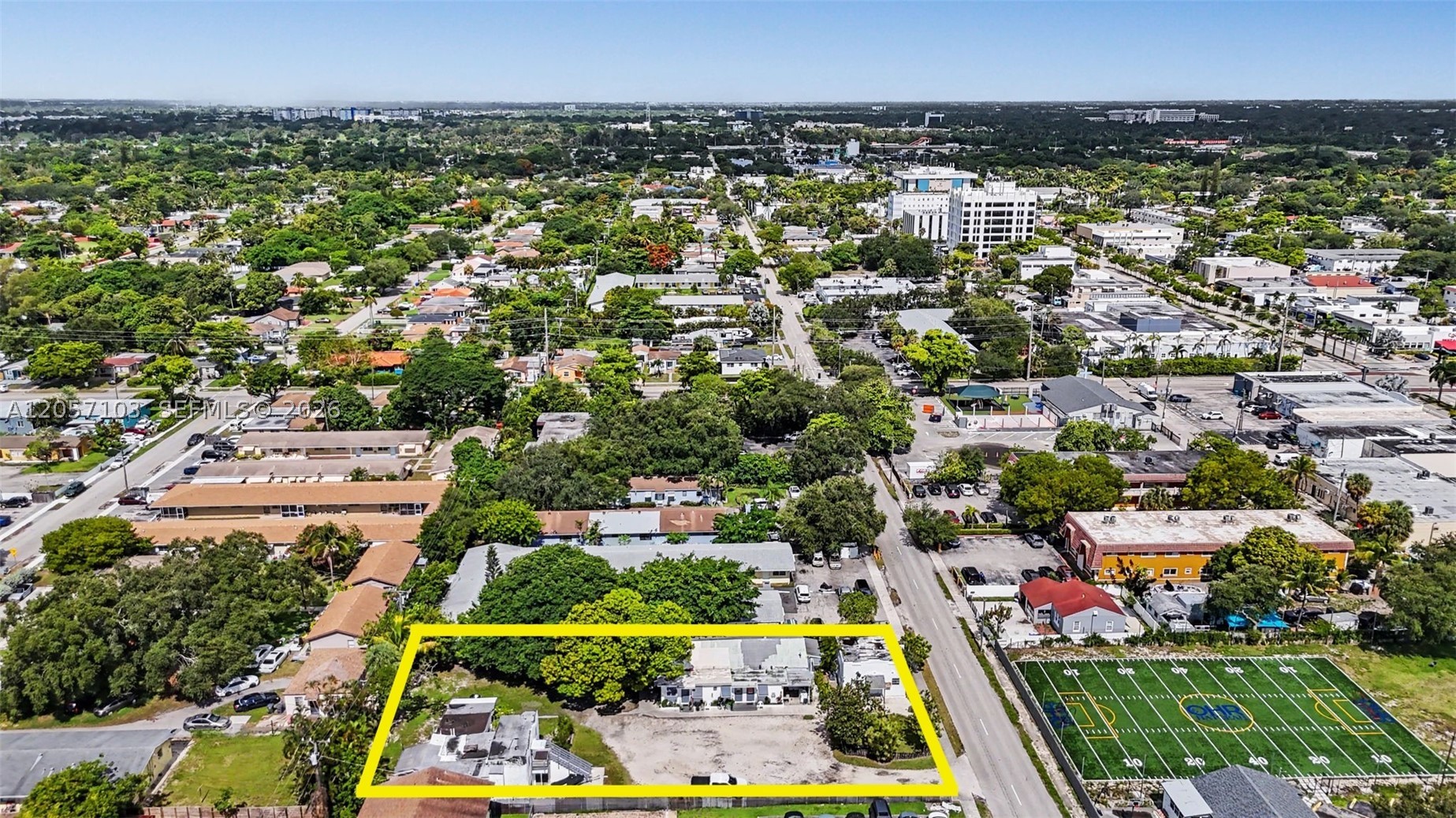 2306 Van Buren St Property Photo 11