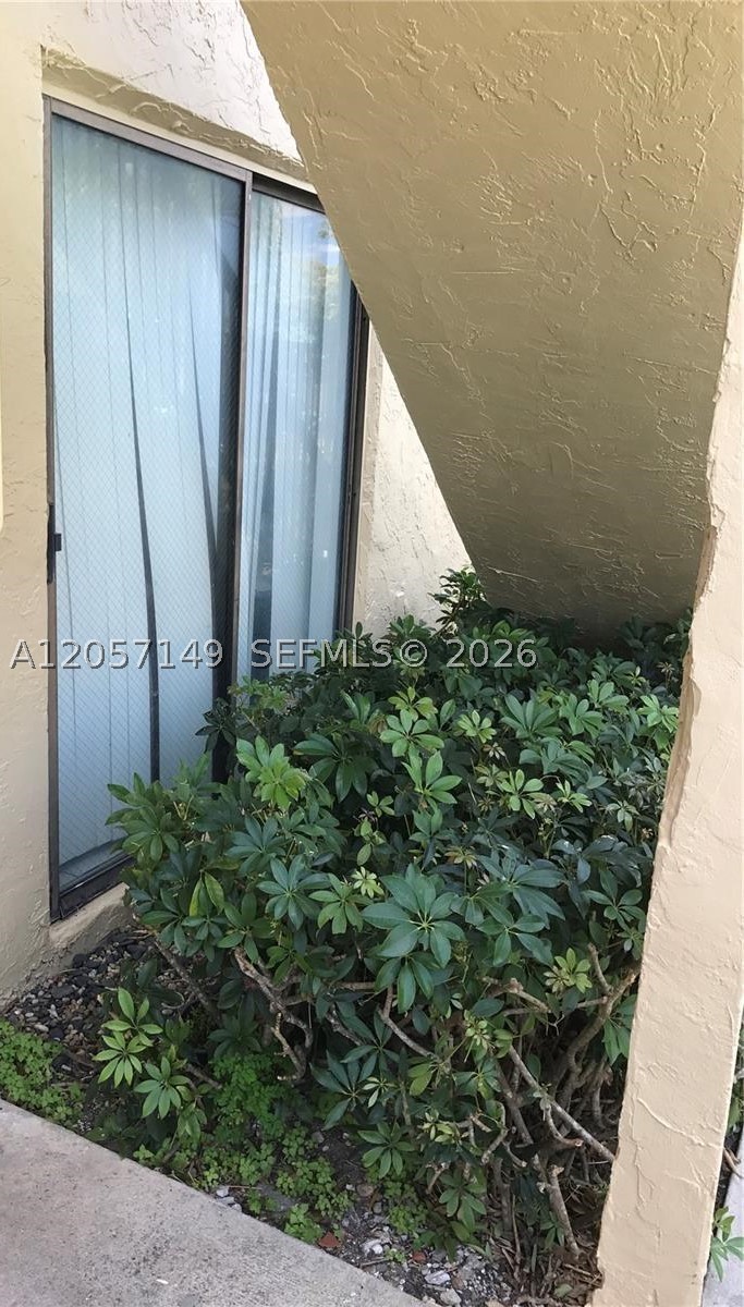 2631 Riverside Dr 2 Property Photo 16