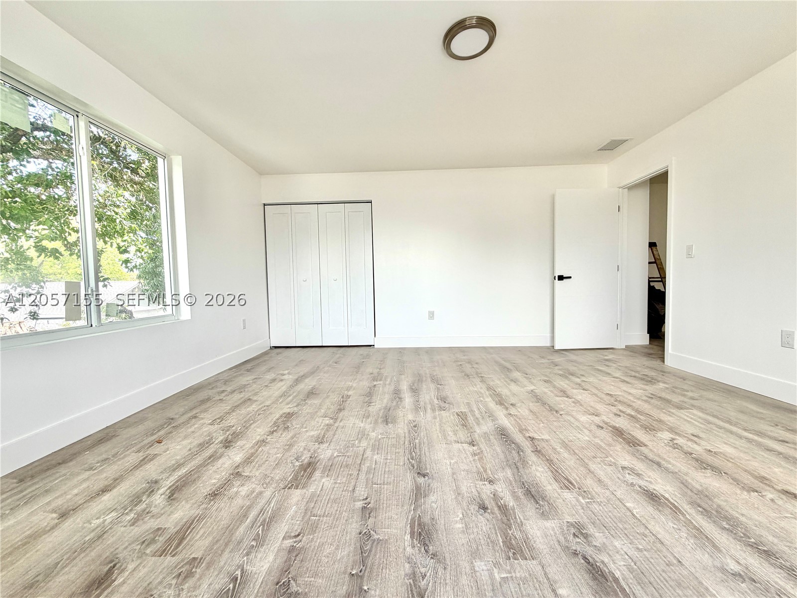 1629 Nw 40th St 1 Property Photo 8