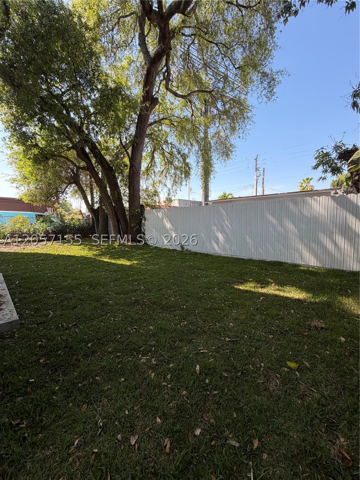 1629 Nw 40th St 1 Property Photo 16