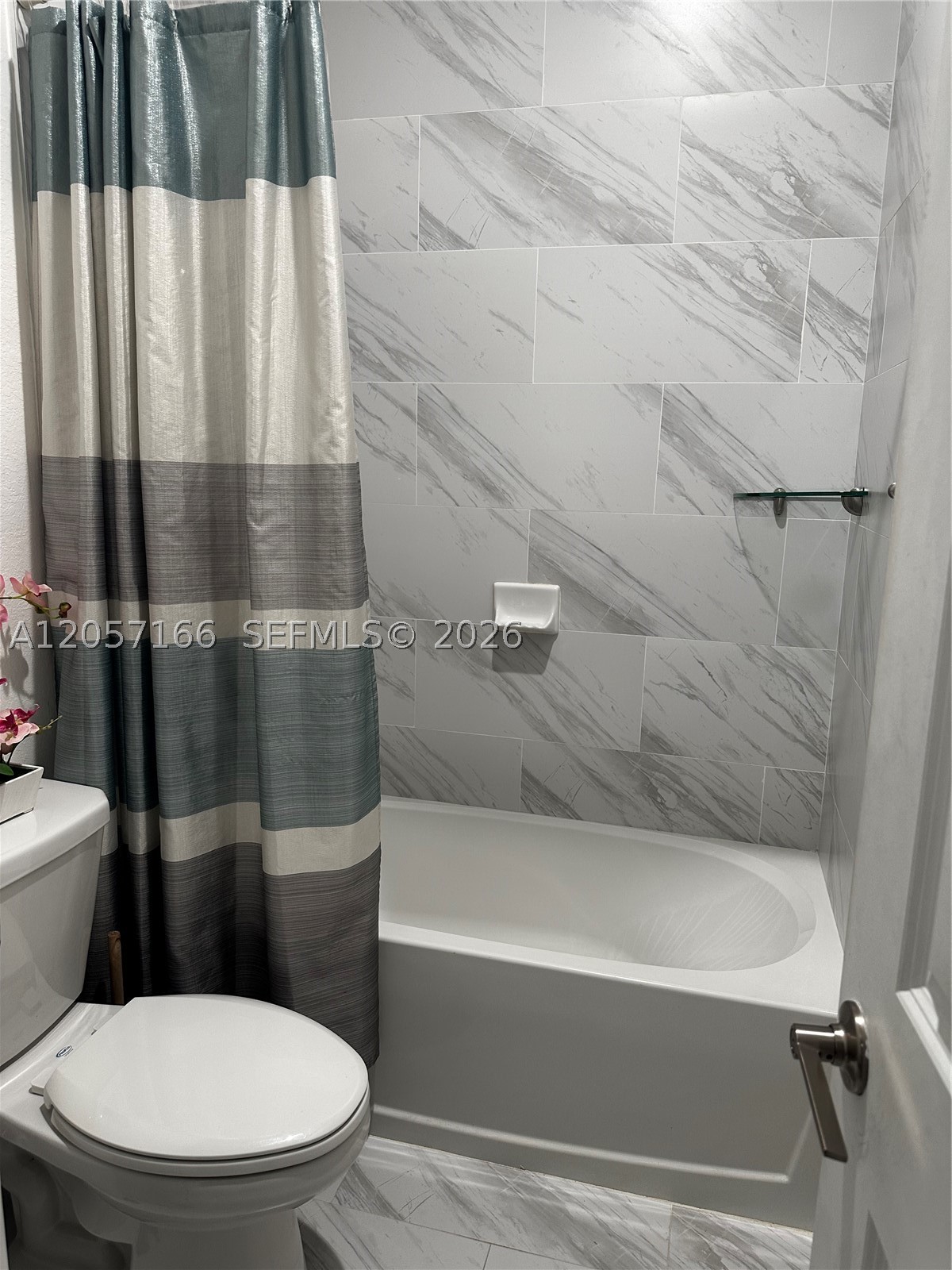 A12057166 Property Photo 2