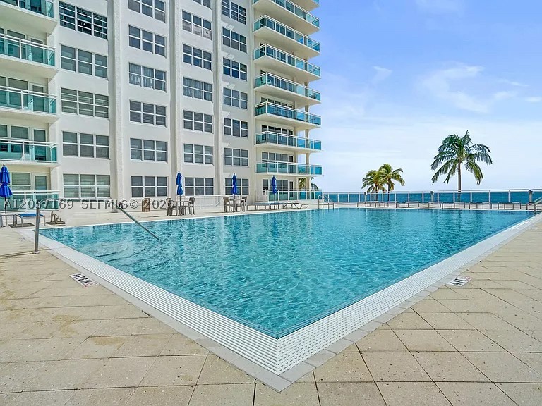 3900 Galt Ocean Dr 2602 Property Photo 4