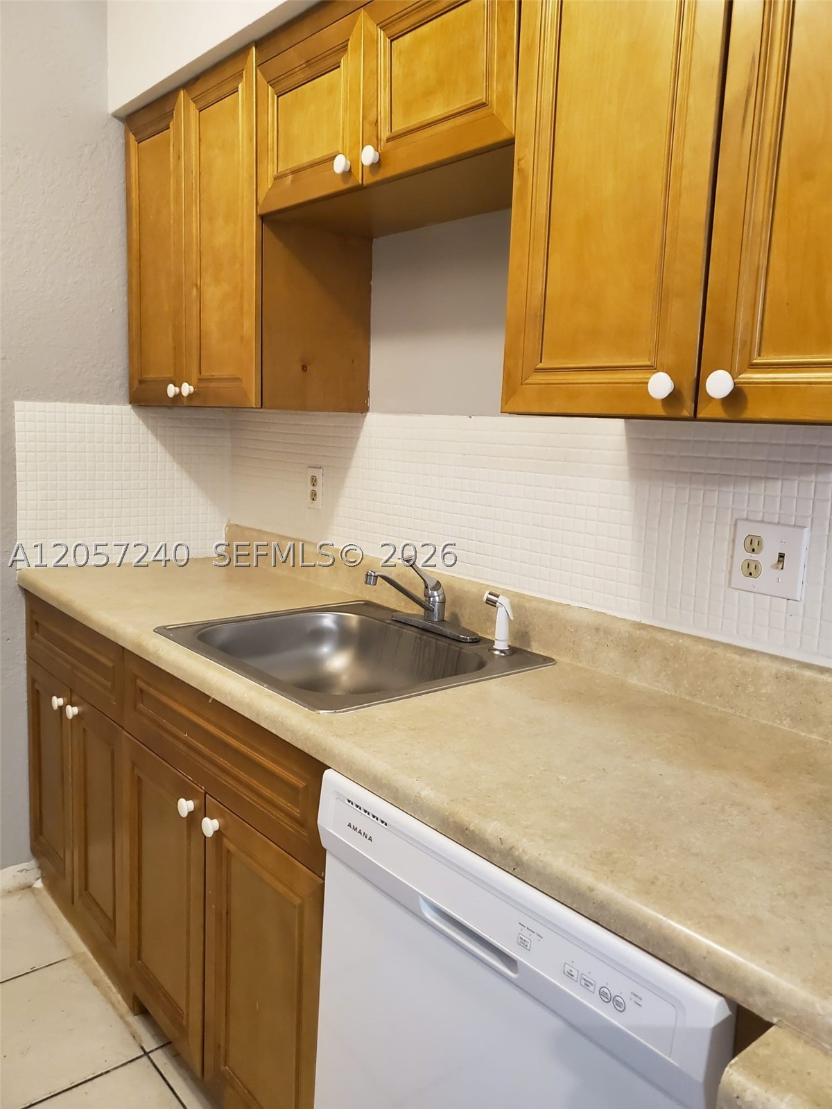 280 Sw 11th Ave 18 Property Photo 14