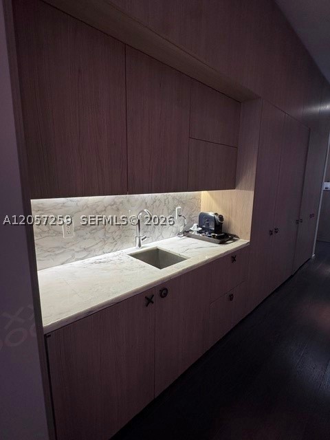801 S Miami Ave 408 Property Photo 15