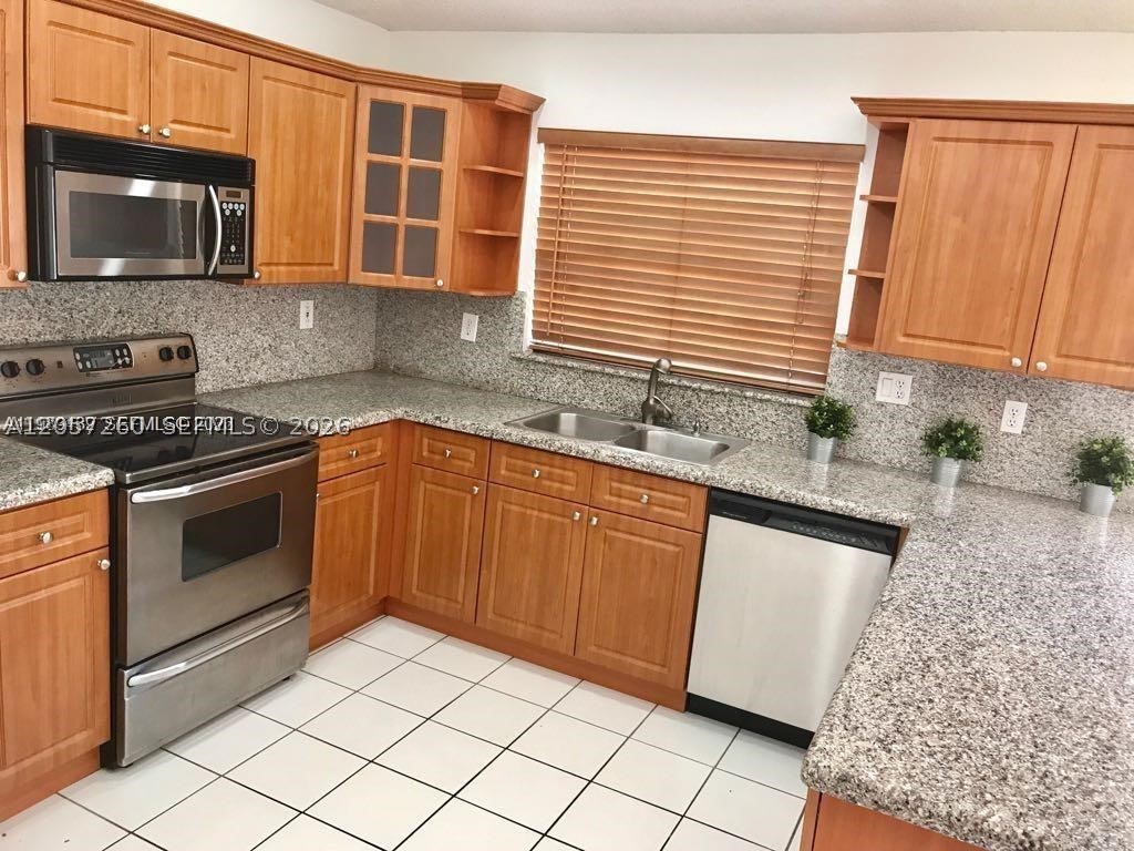 5758 Nw 97th Pl Property Photo 18