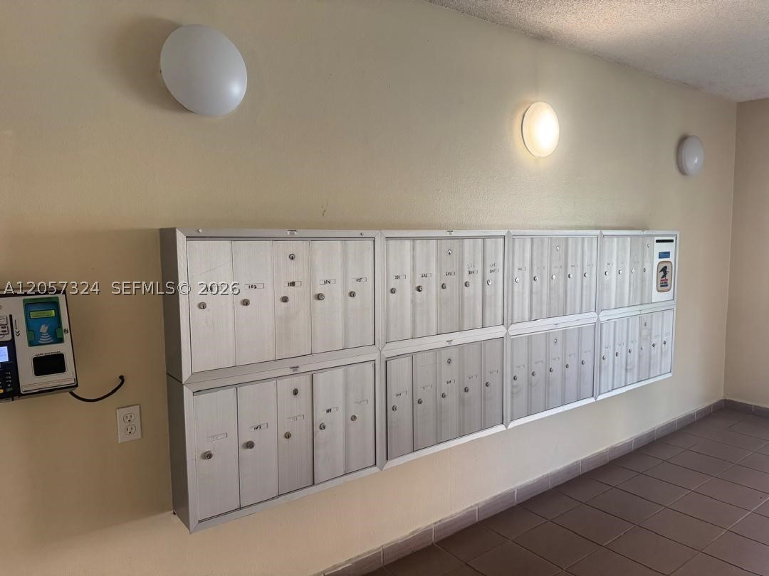 4725 Nw 7th St 206-3 Property Photo 8