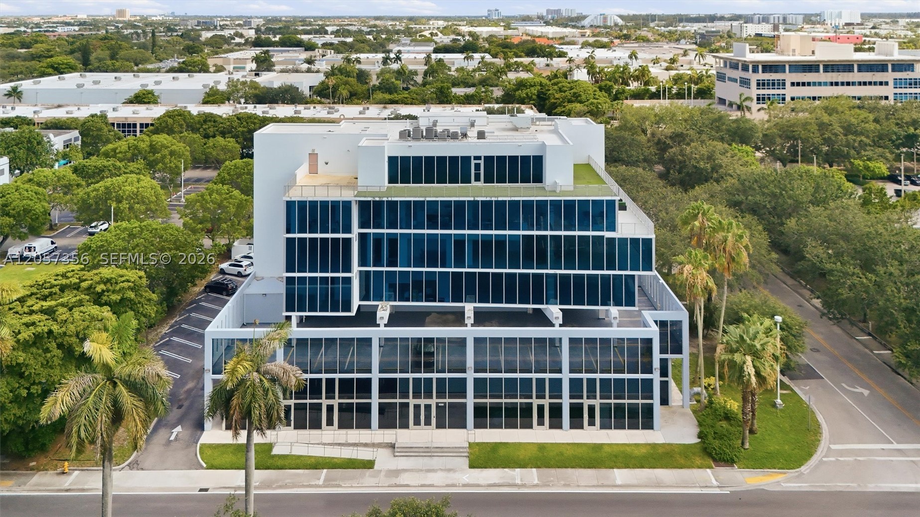 A12057356 Property Photo 31