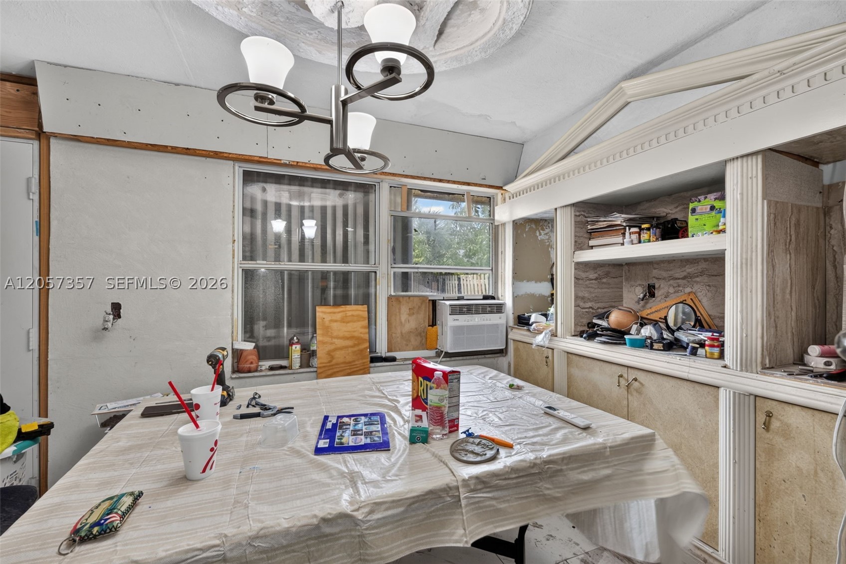 1041 Sanger Street Property Photo 10