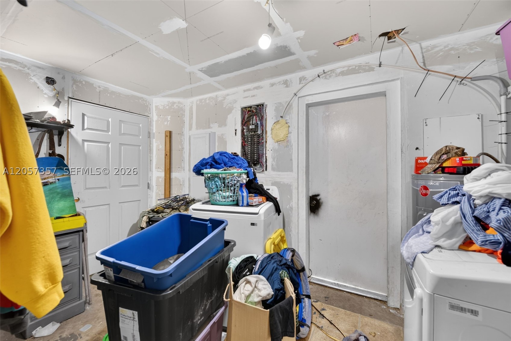 1041 Sanger Street Property Photo 14
