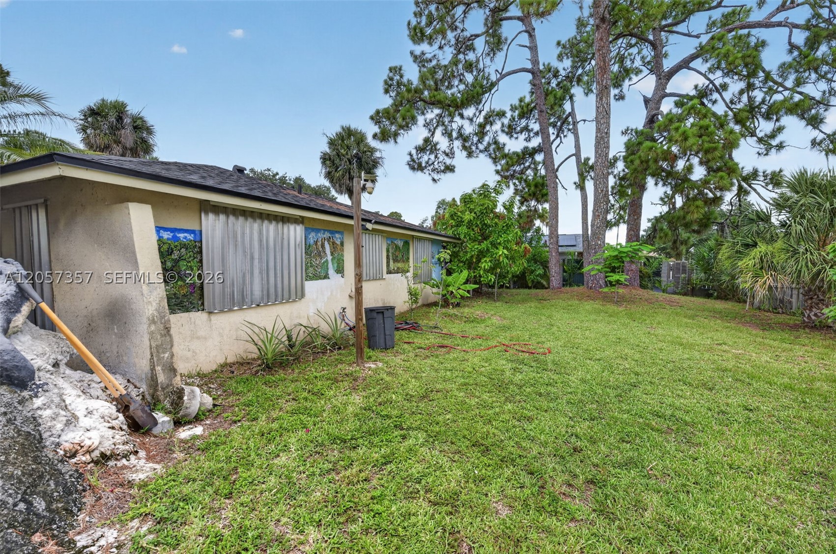 1041 Sanger Street Property Photo 40