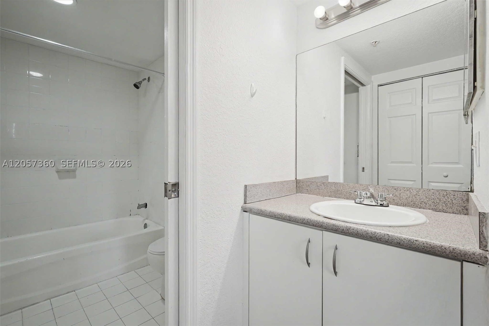 816 Nw 11th St 402 Property Photo 8