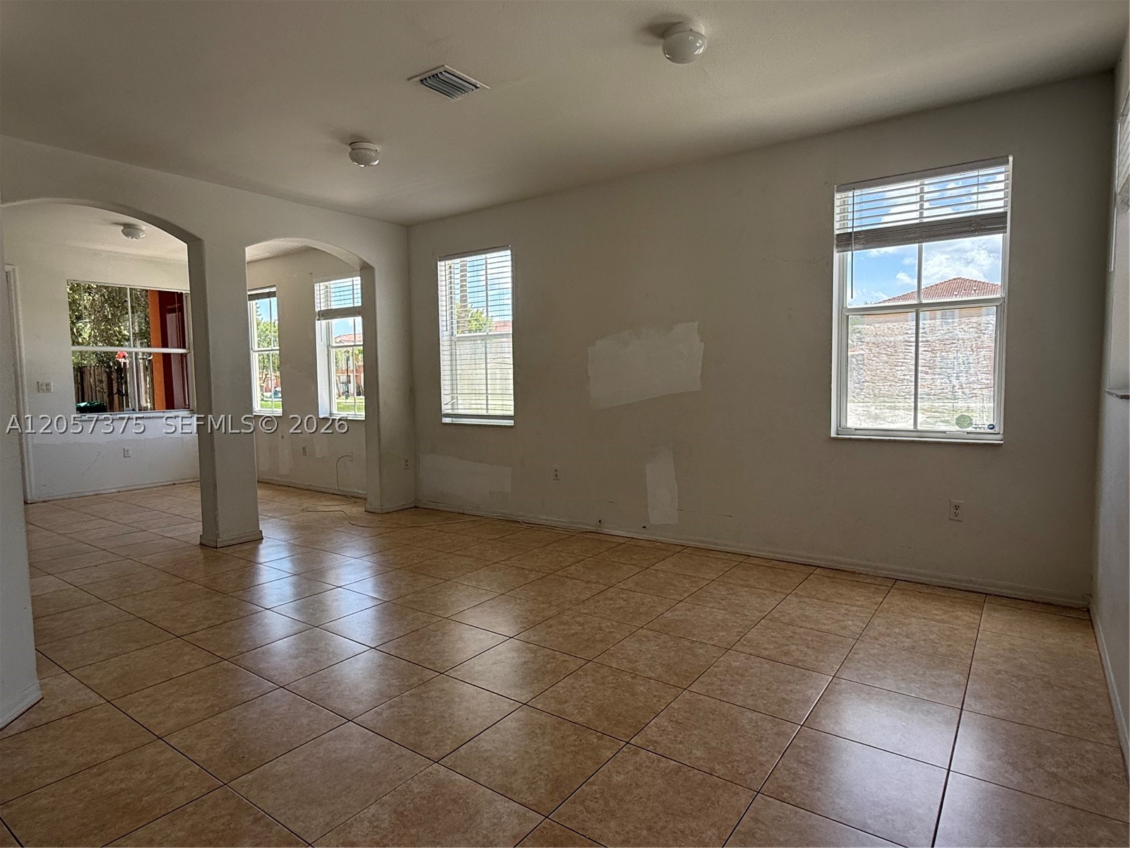 10852 Sw 240th St Property Photo 6
