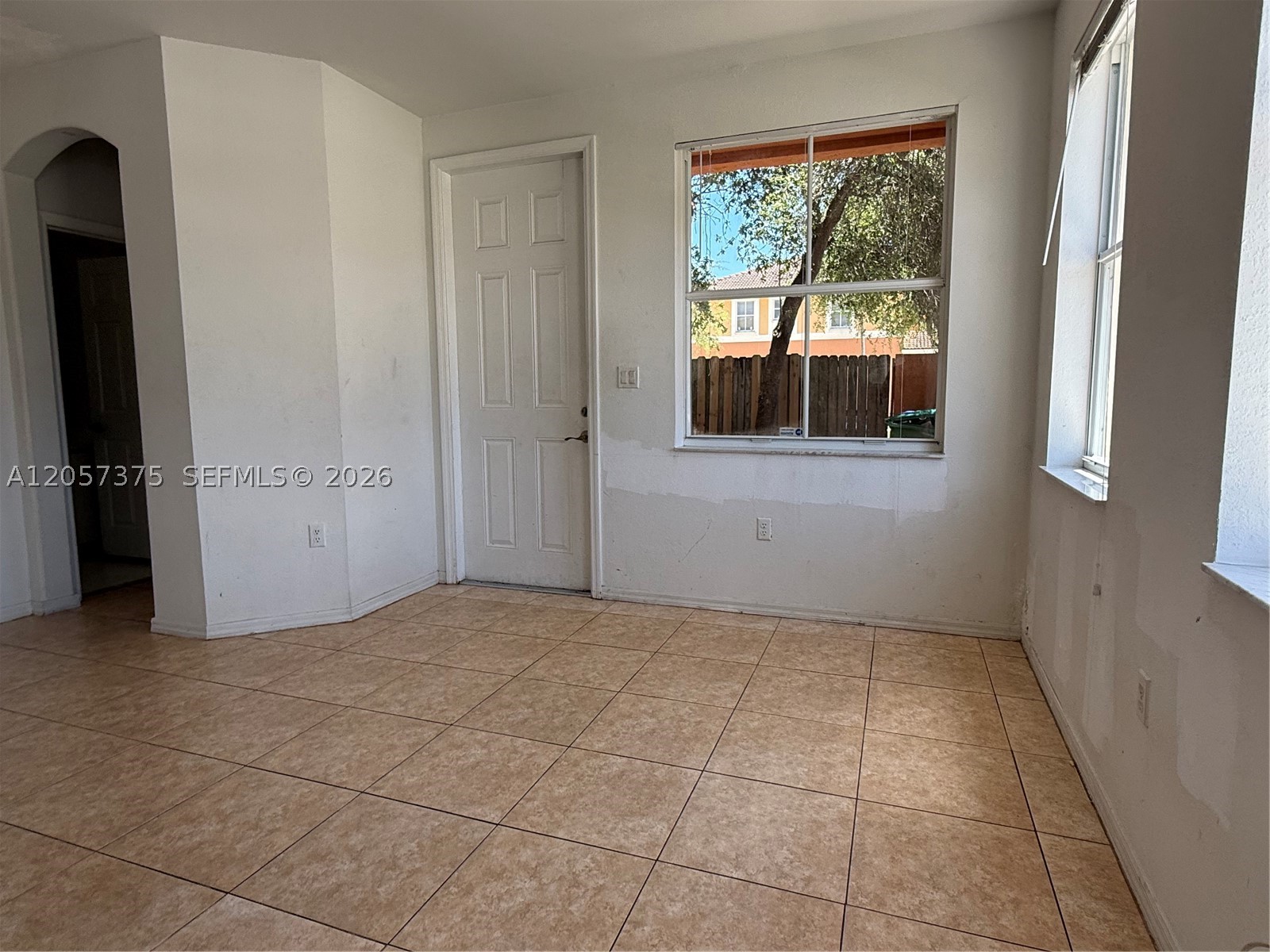 10852 Sw 240th St Property Photo 8