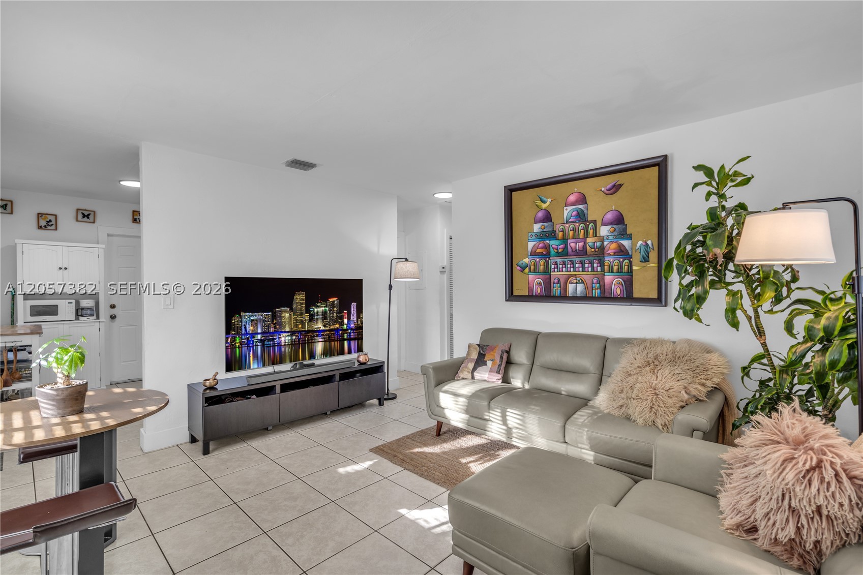 5151 N Miami Ave Property Photo 5