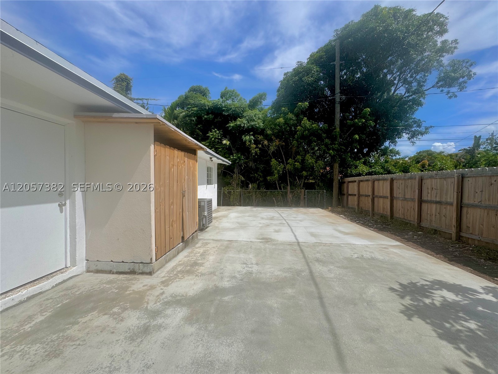 5151 N Miami Ave Property Photo 16
