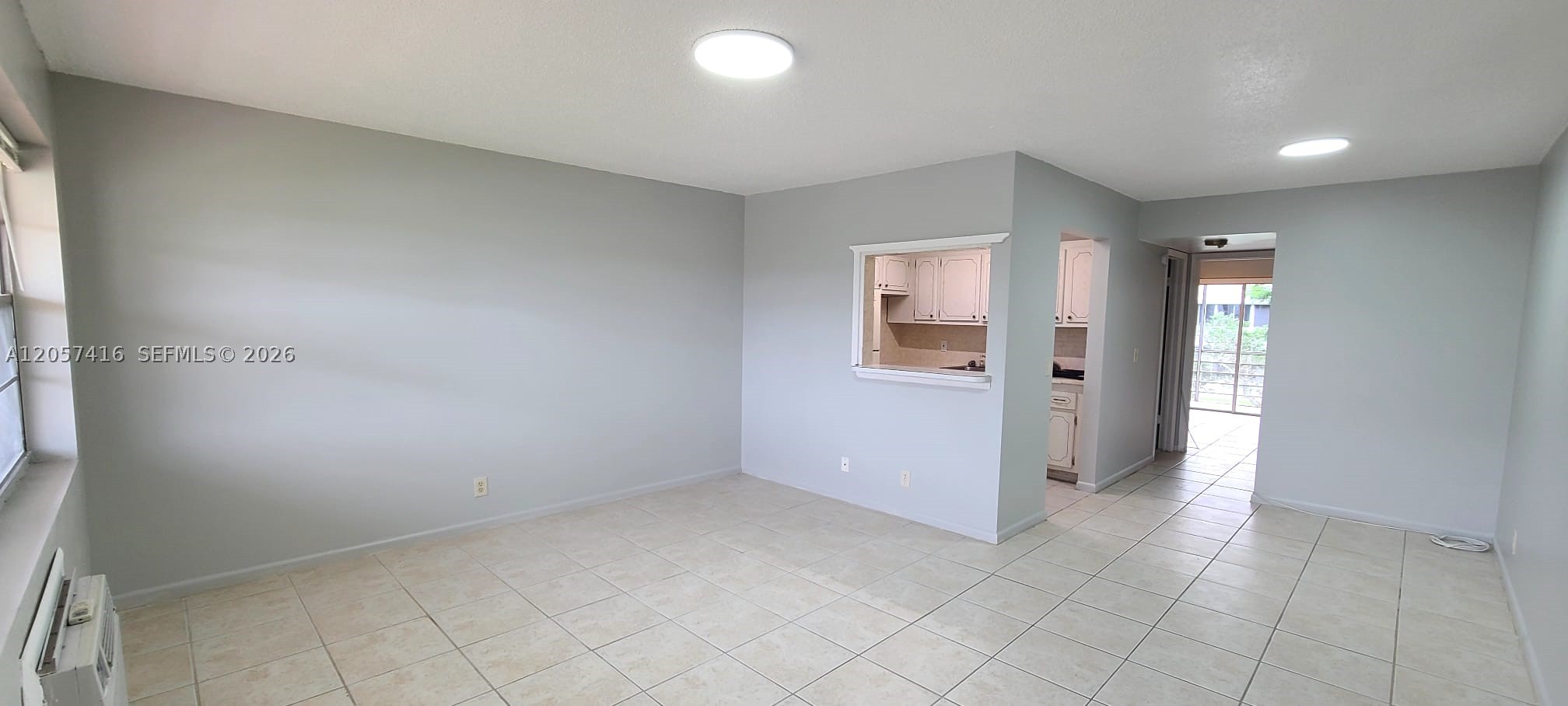 125 Canterbury E 125 Property Photo 1